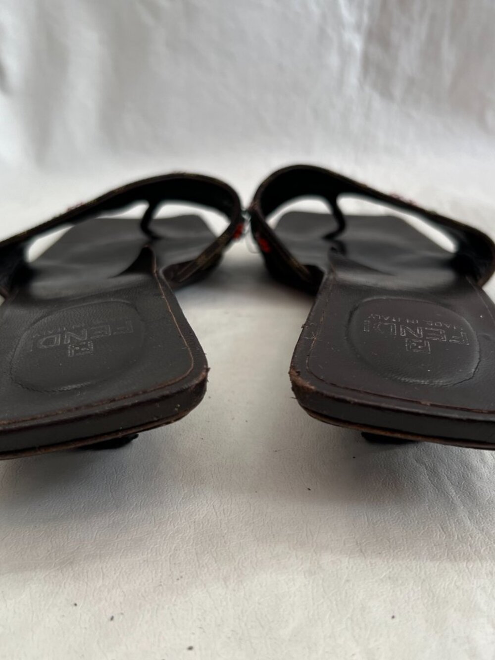 Vintage Fendi sandals kitten heel 7 brown leather fruit beaded zucca jacquard - Picture 4 of 12